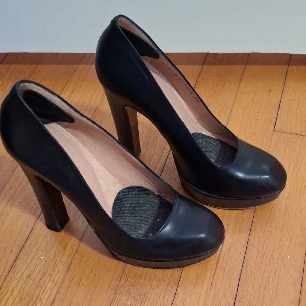 From PARIS Elegant Black Women's Heels